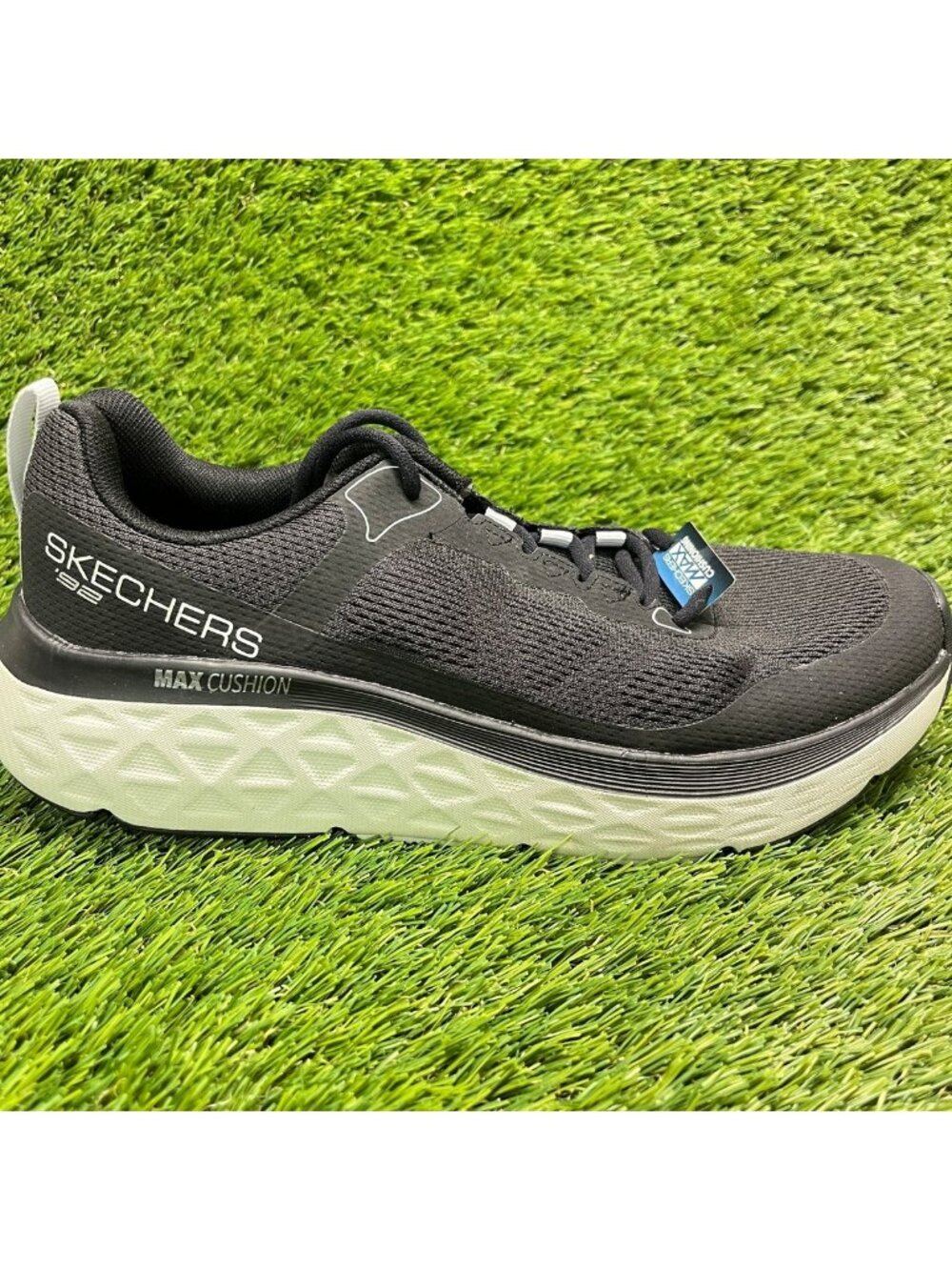 Skechers Max Cushioning Delta Mens Size 8.5 Black Athletic Running Shoes Sneaker